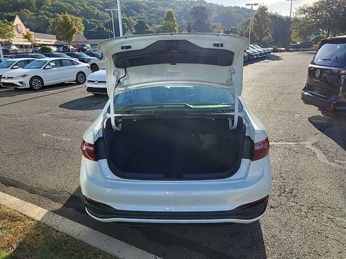 New 2026 Volkswagen Jetta SE image 53