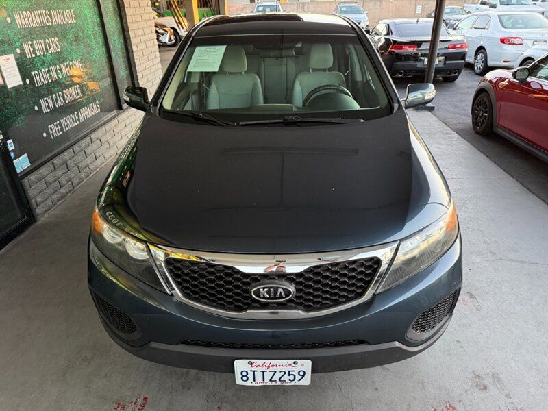 Used 2011 Kia Sorento LX AWD/4WD image 13