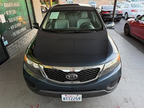 Used 2011 Kia Sorento LX image 13