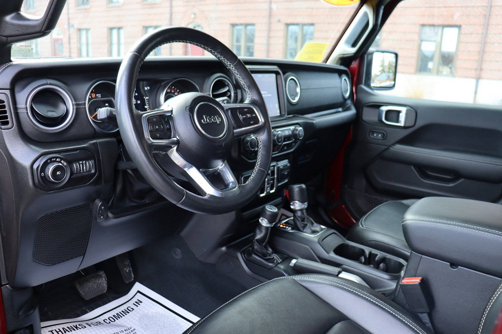 Used 2022 Jeep Wrangler Unlimited Sahara w/ Cold Weather Group AWD/4WD image 11