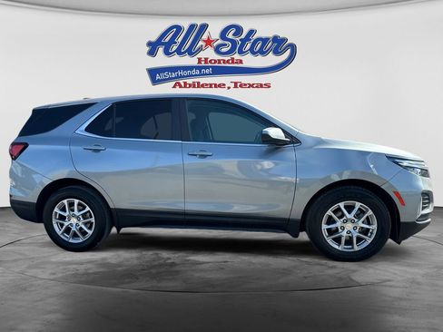 Used 2024 Chevrolet Equinox LT AWD/4WD image 4