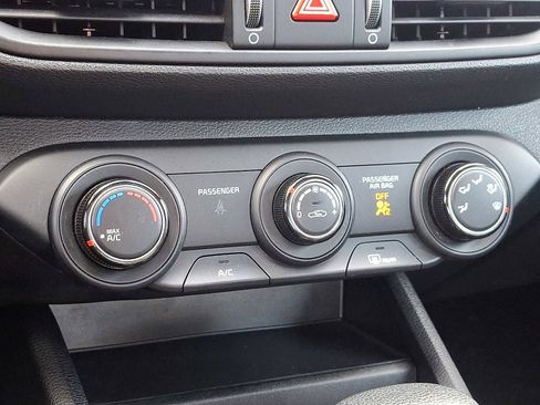 Used 2023 Kia Forte LXS image 15