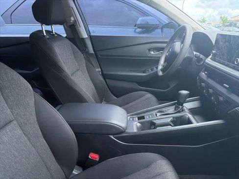 Used 2024 Honda Accord EX image 2