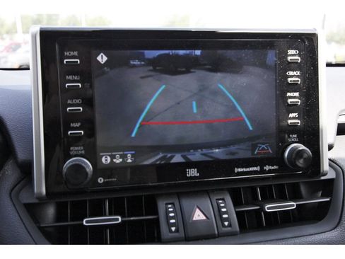 Used 2019 Toyota RAV4 Limited FWD image 15
