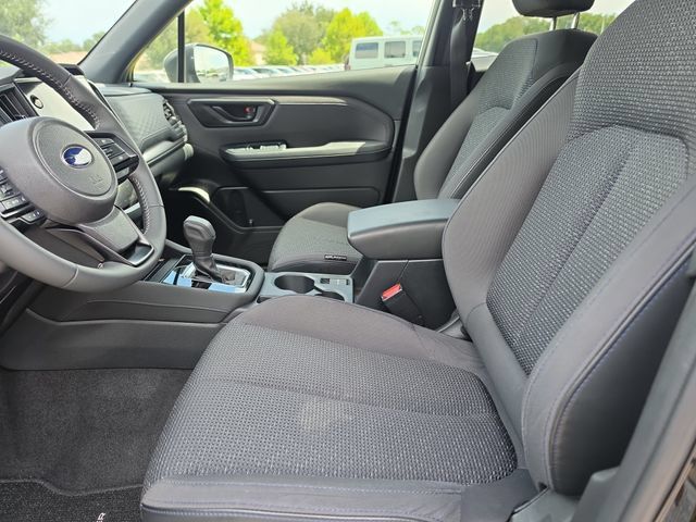 Used 2025 Subaru Forester Premium AWD/4WD image 15