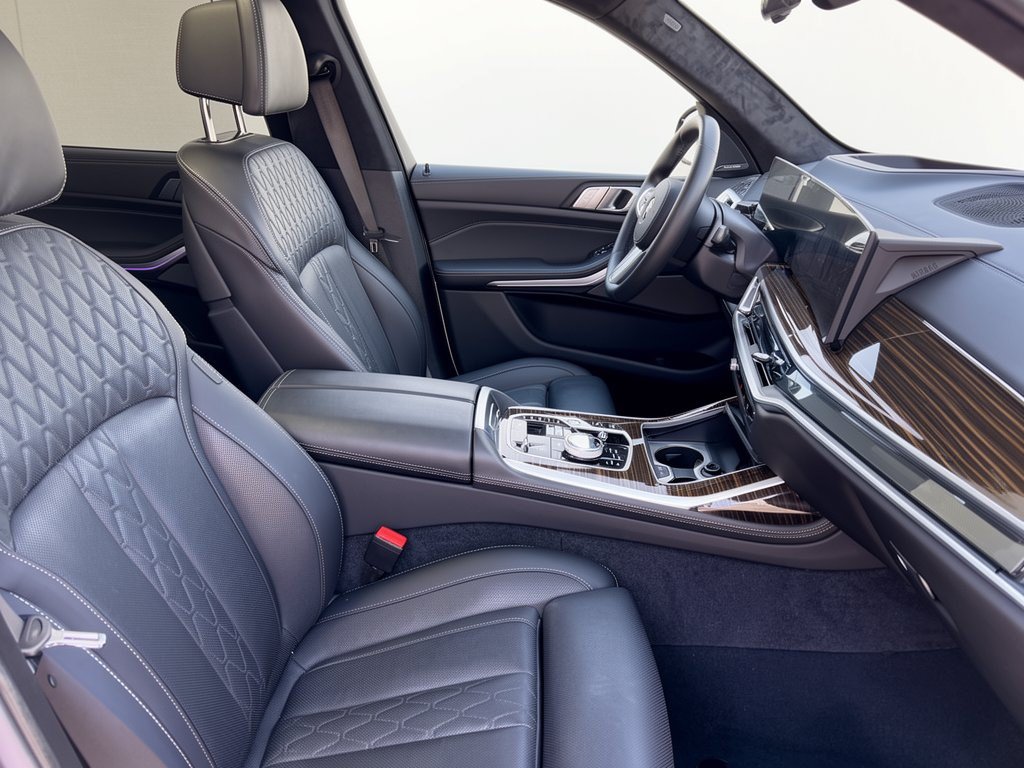 Certified 2026 BMW X7 xDrive40i AWD/4WD image 29