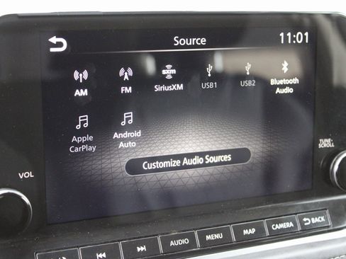 Used 2021 Nissan Rogue SL w/ Premium Package image 9