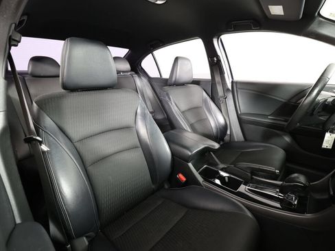 Used 2016 Honda Accord Sport image 24