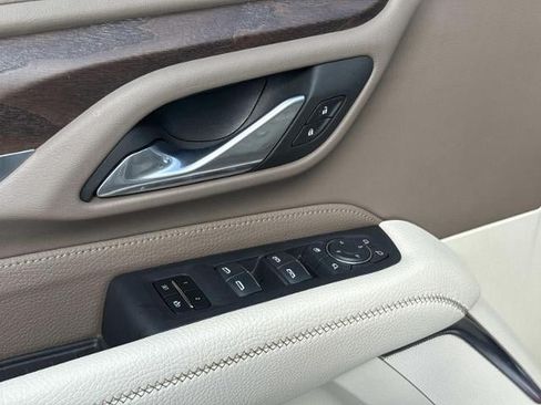 Used 2024 GMC Yukon XL Denali w/ Advanced Technology Package AWD/4WD image 14