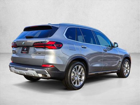 New 2026 BMW X5 xDrive40i w/ Climate Comfort Package image 5