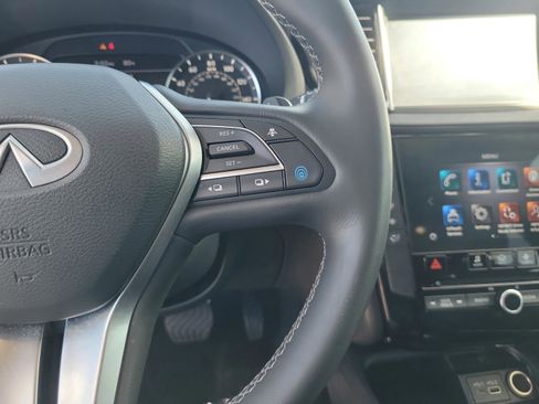 Certified 2025 INFINITI QX50 Pure image 15
