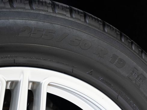 Used 2020 Porsche Macan S image 47