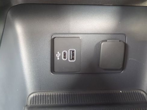 New 2026 Ford Explorer ST-Line w/ ST-Line Street Pack image 23