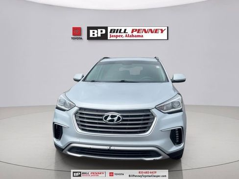 Used 2017 Hyundai Santa Fe SE image 8