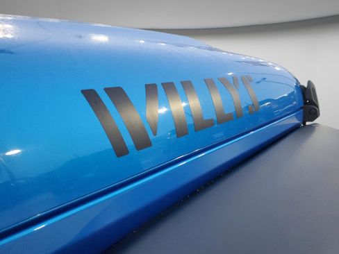 Certified 2023 Jeep Wrangler Willys image 28