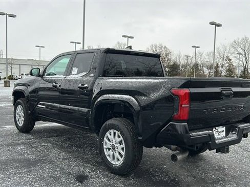 New 2026 Toyota Tacoma SR5 image 4