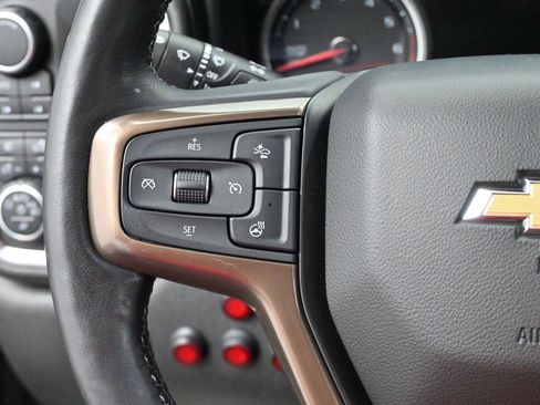 Used 2019 Chevrolet Silverado 1500 High Country w/ Technology Package AWD/4WD image 19