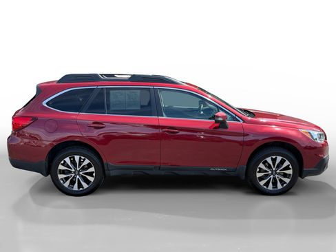 Used 2015 Subaru Outback 2.5i Limited AWD/4WD image 6