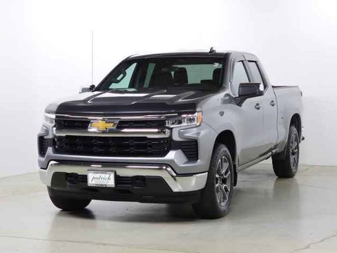 Used 2023 Chevrolet Silverado 1500 LT image 4