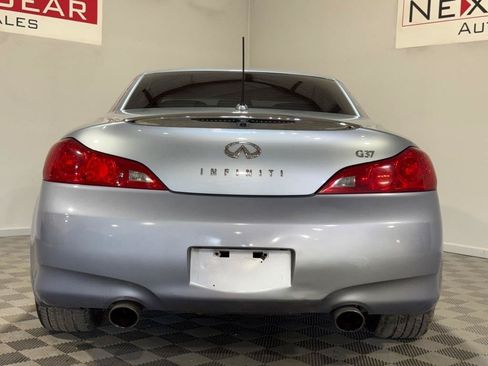 Used 2009 INFINITI G37 Convertible w/ Premium Pkg RWD image 8