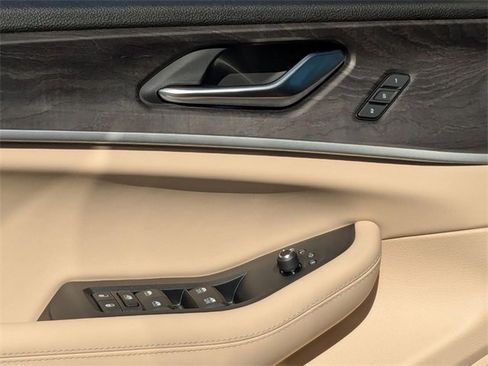 New 2025 Jeep Grand Cherokee L Limited image 11