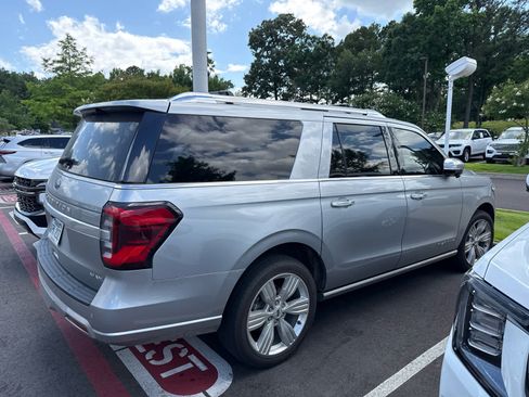 Used 2023 Ford Expedition Max Platinum AWD/4WD image 4