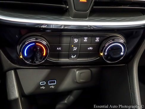 New 2026 Buick Encore GX Sport Touring w/ Black Roof Package image 14