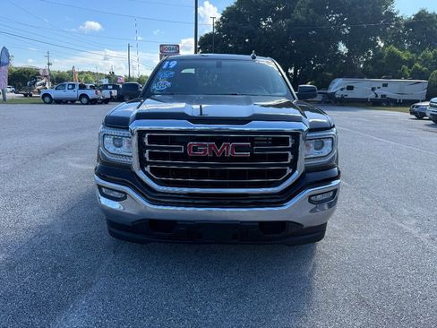 Used 2019 GMC Sierra 1500 SLE w/ SLE Value Package RWD image 2