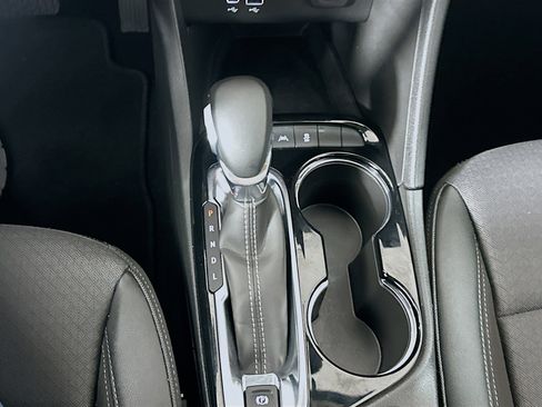 Used 2025 Buick Encore GX Preferred image 25