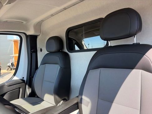 Used 2024 RAM ProMaster 2500 image 41