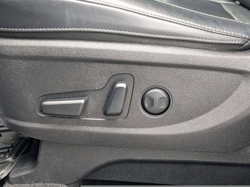 Used 2022 Kia Telluride S AWD/4WD image 19