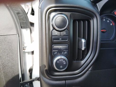 Used 2021 GMC Sierra 3500 4x4 Regular Cab w/ Convenience Package image 16