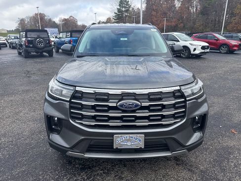 New 2026 Ford Explorer Active w/ Active Comfort Package image 8
