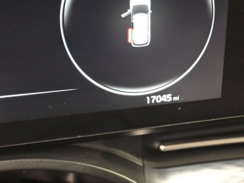 Used 2024 Kia Carnival SX Prestige FWD image 15