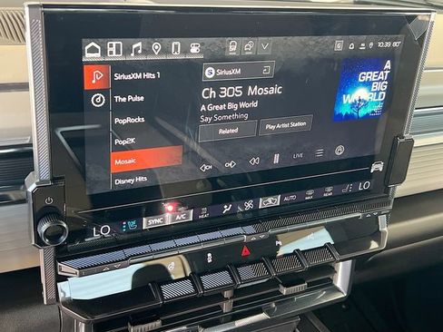 New 2026 GMC Hummer EV 4x4 Crew Cab image 10