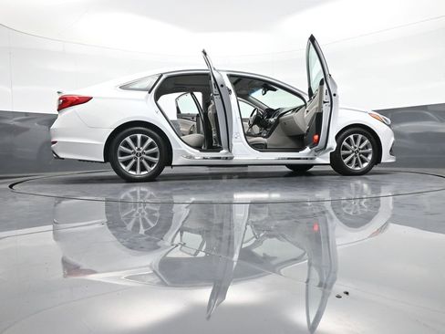 Used 2016 Hyundai Sonata Limited w/ Option Group 04 image 48