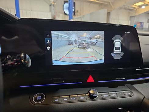 New 2026 Hyundai Elantra N FWD image 21