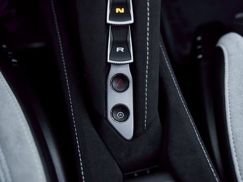 Used 2024 McLaren 750S Spider image 63