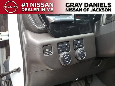 Used 2023 Chevrolet Silverado 1500 LT Trail Boss AWD/4WD image 13