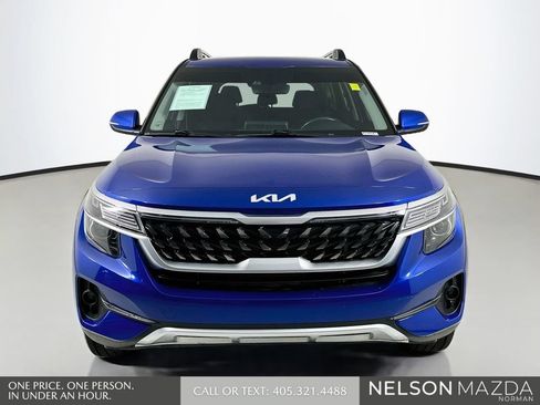 Used 2022 Kia Seltos Nightfall Edition AWD/4WD image 2