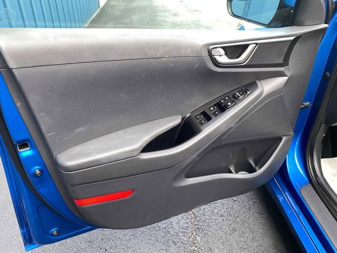 Used 2018 Hyundai Ioniq Blue image 29