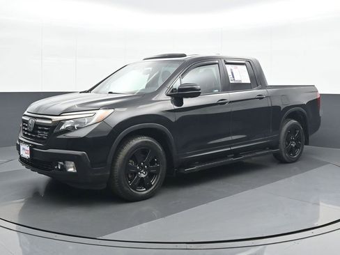 Used 2018 Honda Ridgeline Black Edition image 2