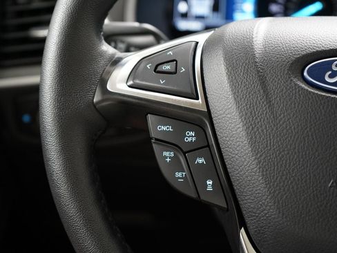 Certified 2024 Ford Edge SEL w/ Convenience Package AWD/4WD image 17