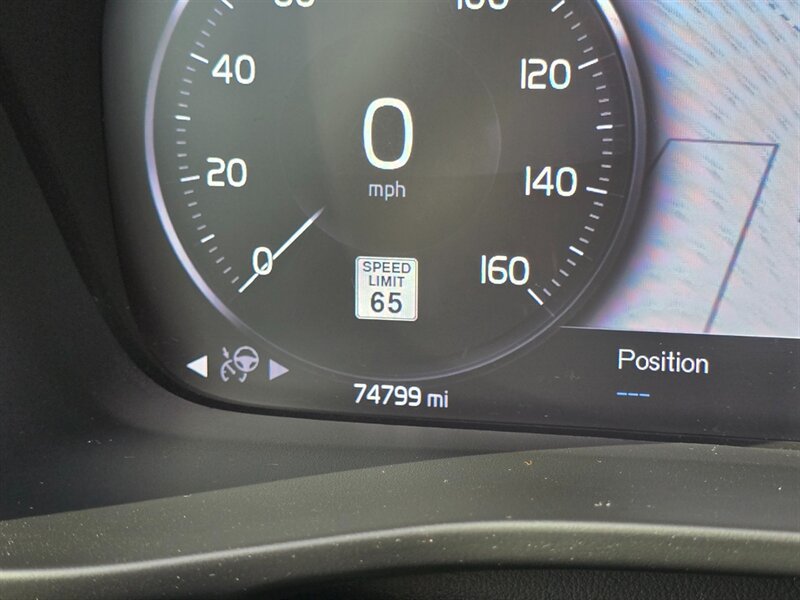 Used 2021 Volvo XC40 T5 Inscription w/ Advanced Package AWD/4WD image 5