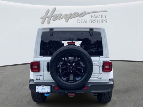 Certified 2023 Jeep Wrangler Sahara w/ Cold Weather Group image 5