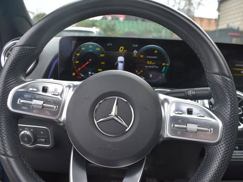 Used 2023 Mercedes-Benz GLB 250 image 12