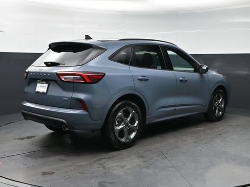 Used 2023 Ford Escape ST-Line w/ Equipment Group 301A FWD image 5
