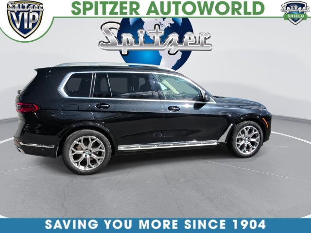 Used 2025 BMW X7 xDrive40i AWD/4WD image 16