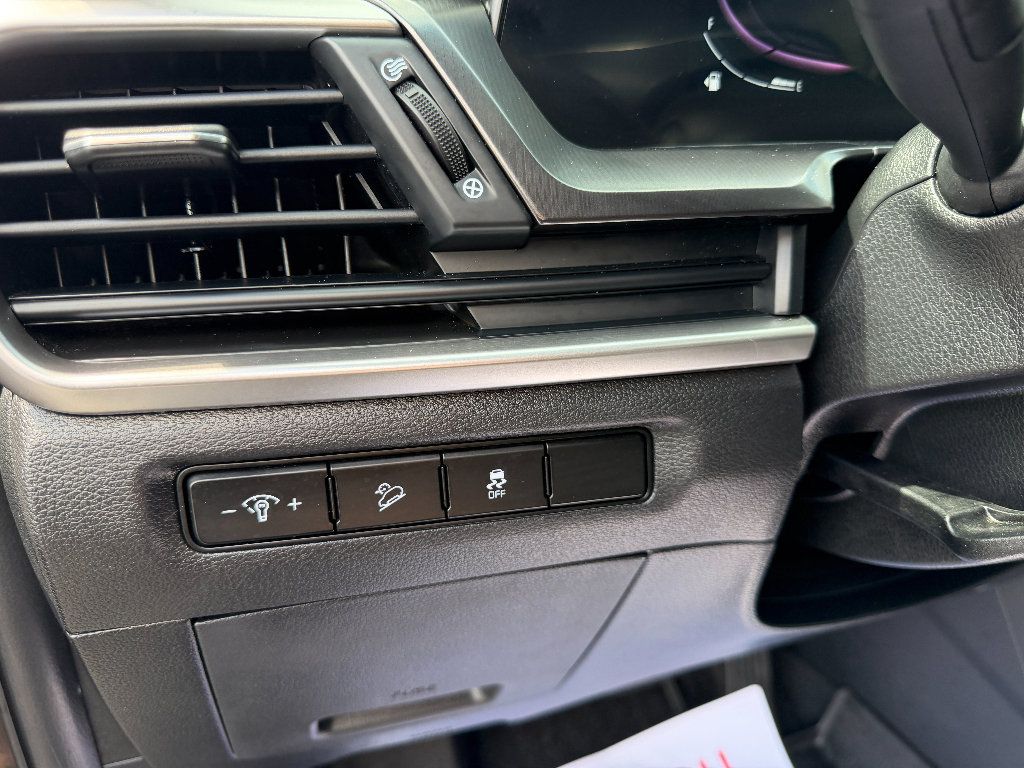 Used 2024 Kia Telluride S w/ S Sunroof Package FWD image 40