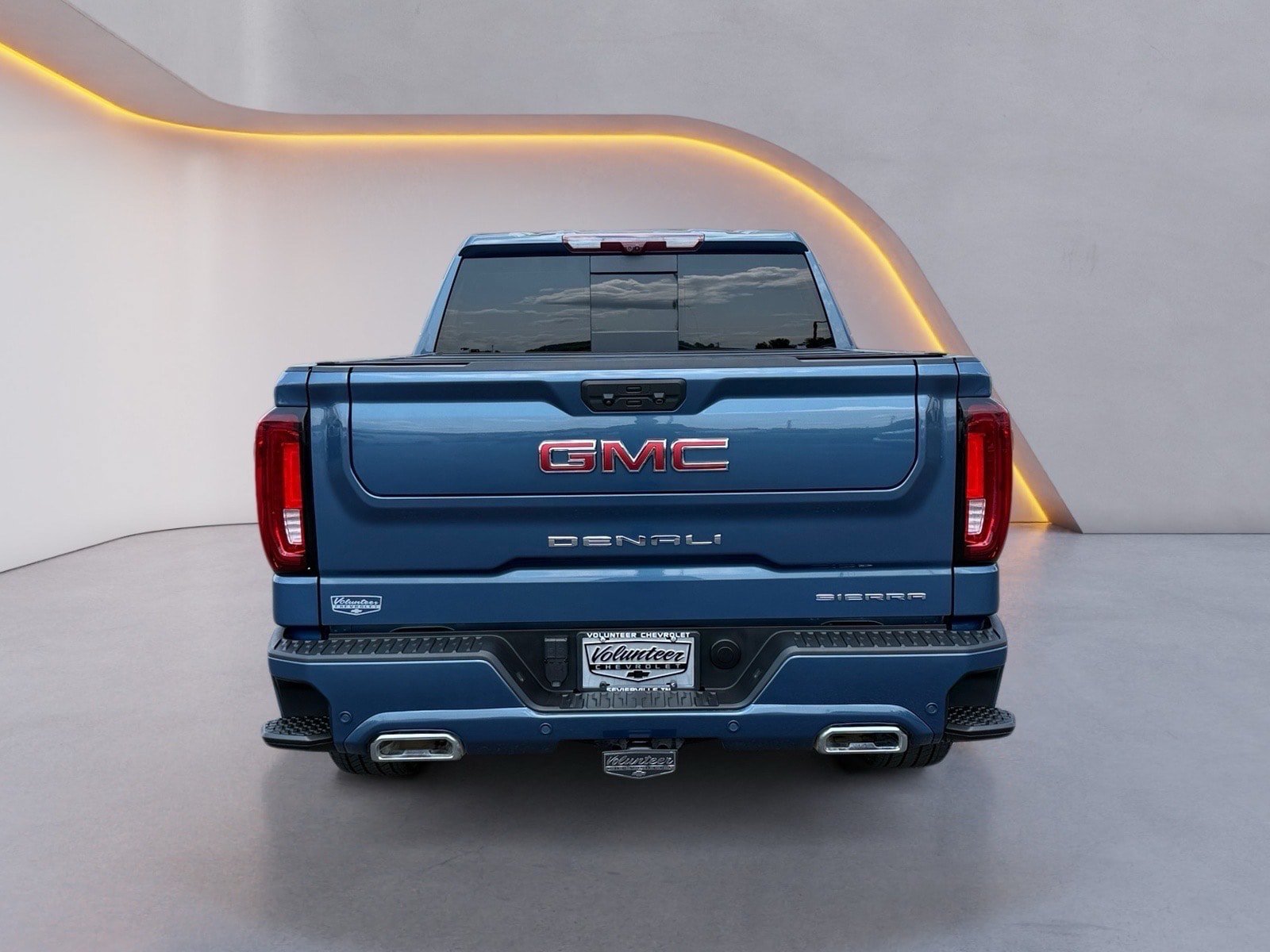 Used 2025 GMC Sierra 1500 Denali AWD/4WD image 4